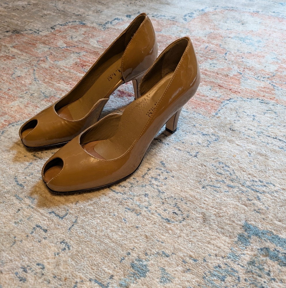 Anyi Lu Camel Color Patent Leather Pumps